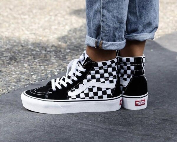 Vans checkerd ( black and white) long