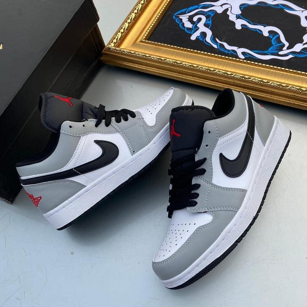 Nike Air Jordan 1 Low - Light Smoke