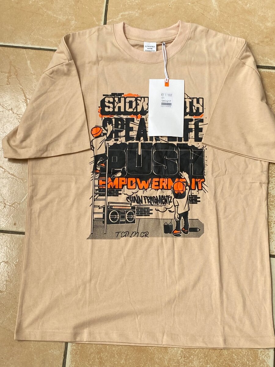 T-shirts graphiques tendance