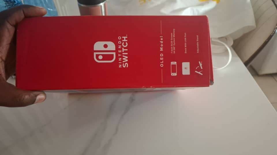 Nintendo Switch OLED Neuf