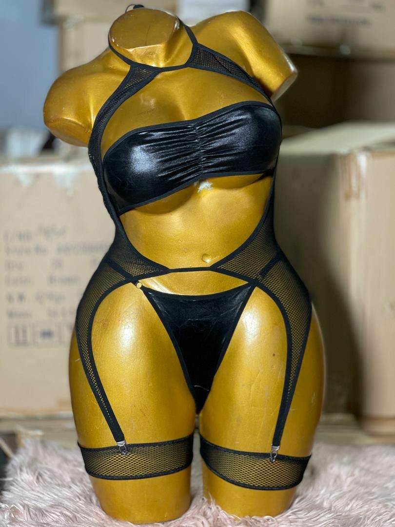 Ensemble sexy en dentelle noire