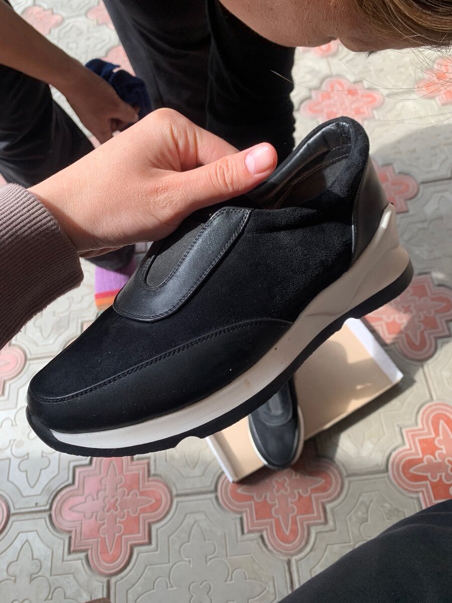 Продаем обувь, новые почти