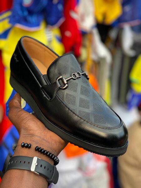 Mocassins élégants en cuir