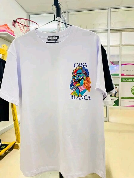 Graphics T-shirt