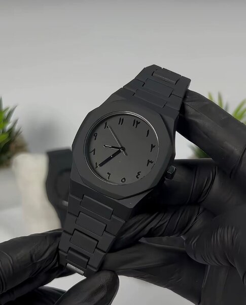Montre bracelet en silicone noir