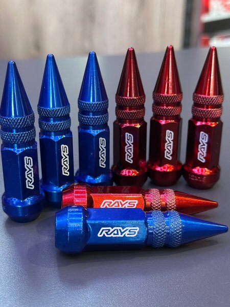 Гаки за остренные  фирмы RAYS