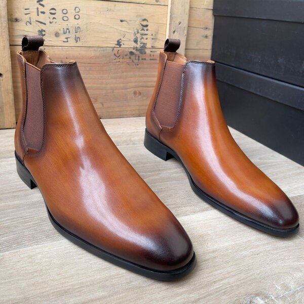 Bottes en cuir élégantes homme