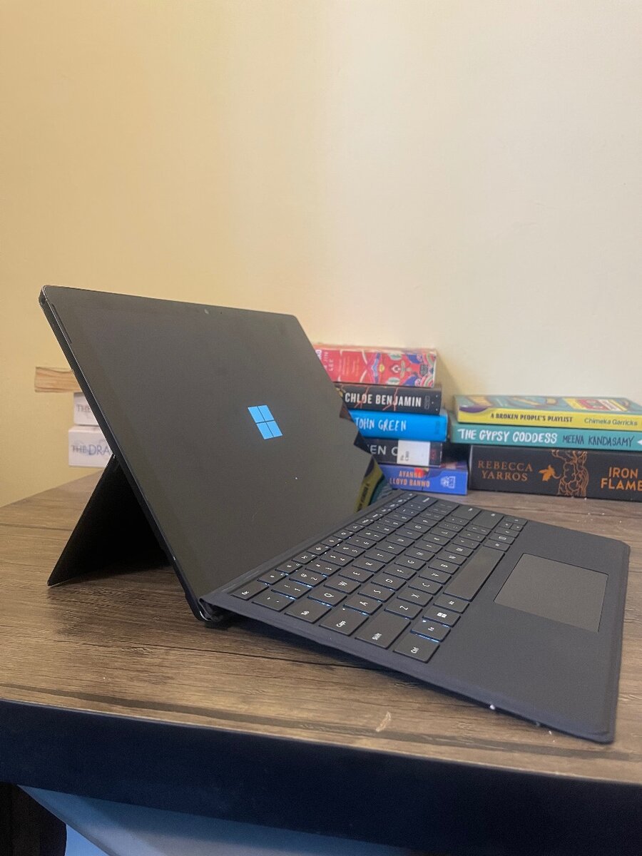Microsoft Surface Pro 6 | 2-in-1 Laptop + Tablet | Core i7