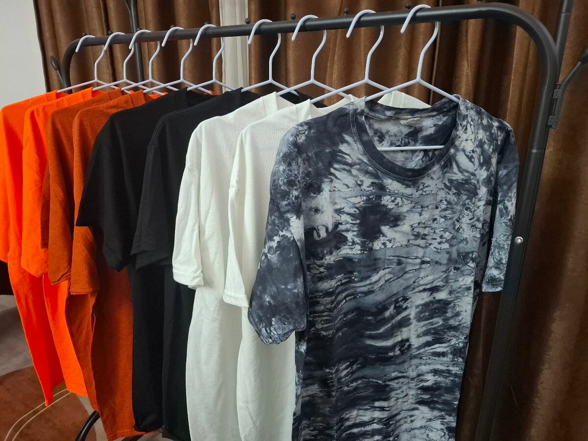 Gildan premium  plain t shirt for sale