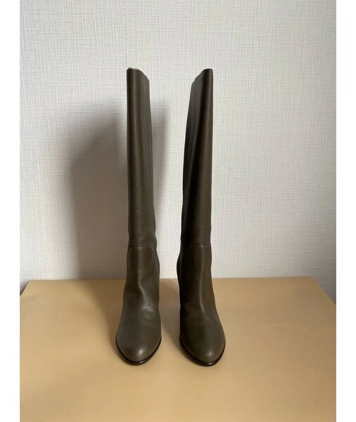 Сапоги от итальянского бренда Sergio Rossi  Состояние нового