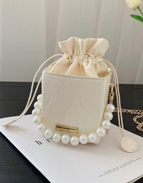 Sac à main perlé
