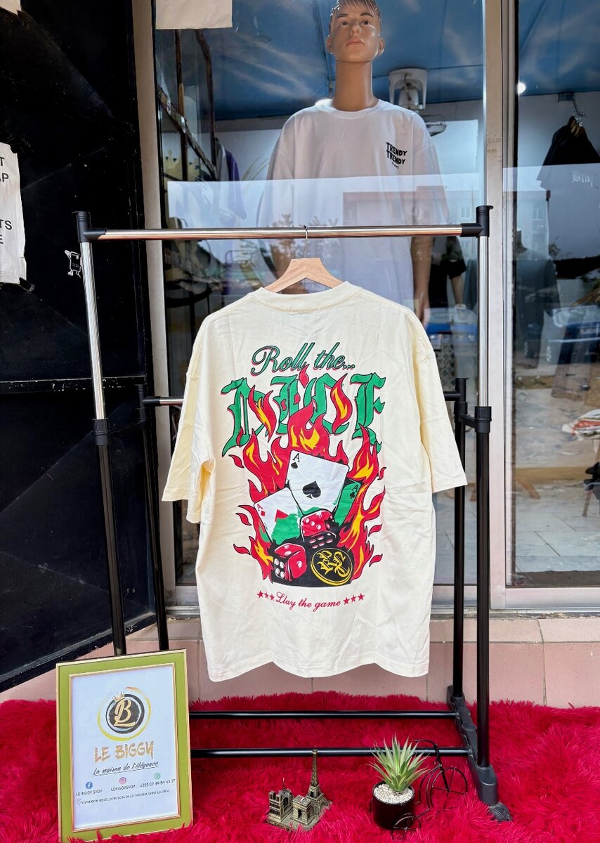 T-shirt graphique "Roll the Dice"