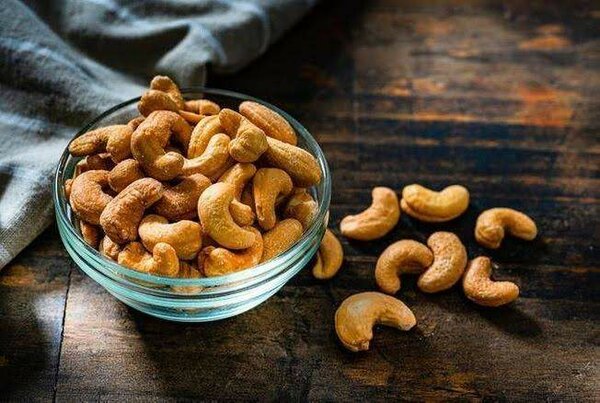 Premium Roasted Cashews