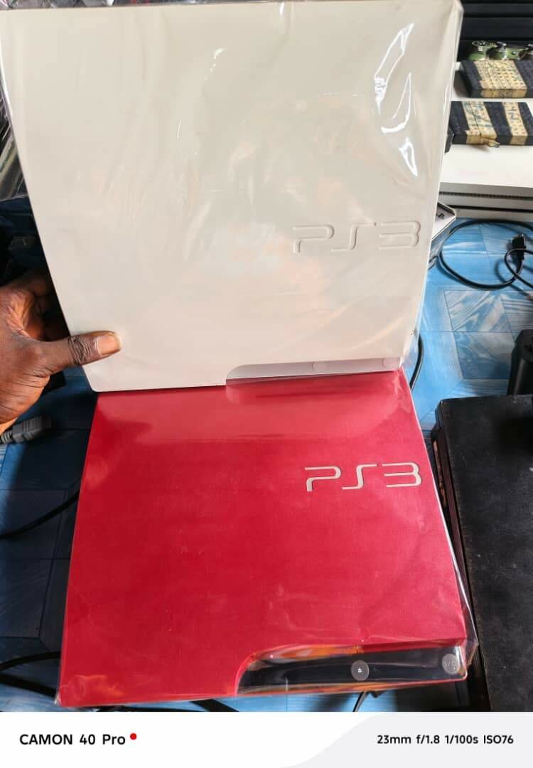 Ps3 slim craque +2manettes