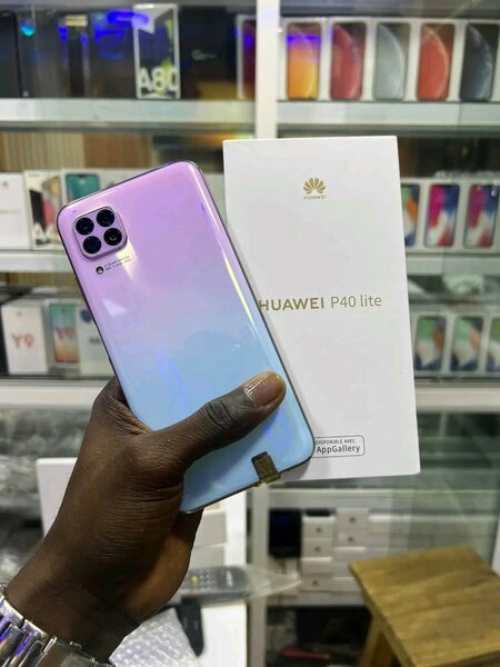 HUAWEI P40 LITE.  (128GB) NOUVEAU
