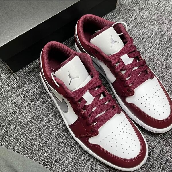 Всеми любимые Nike