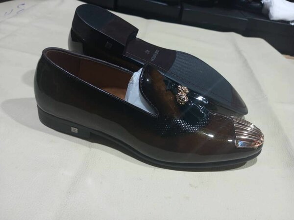 Mocassins noirs en strass élégants