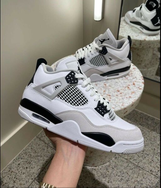 Jordan 4 military