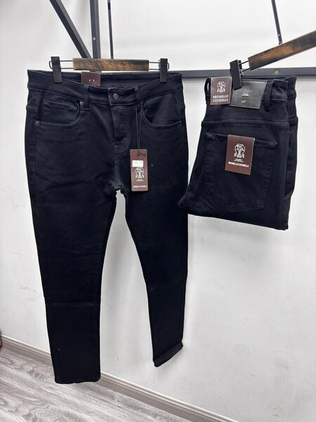 Jeans slim homme modernes