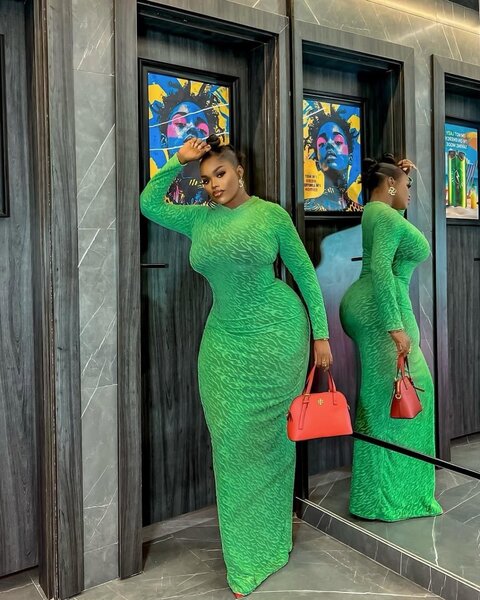 Robe chic verte à manches long