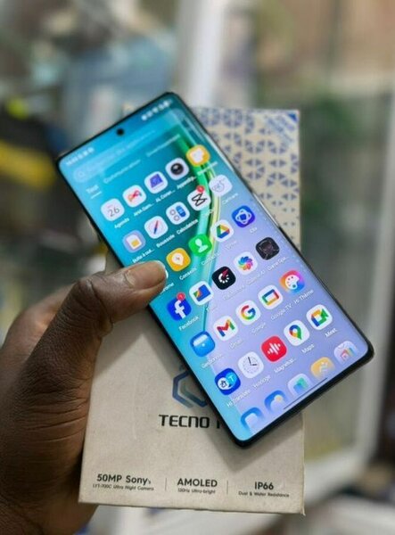 Smartphone Tecno AMOLED 50MP