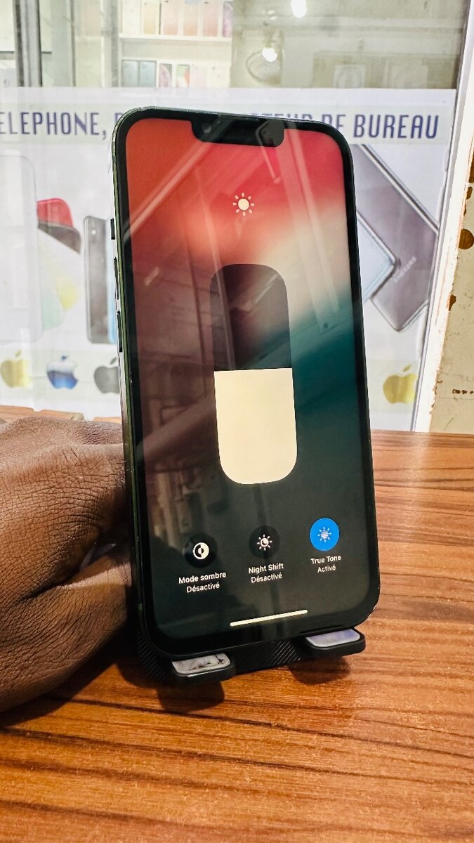 iPhone 13 128giga avec ID