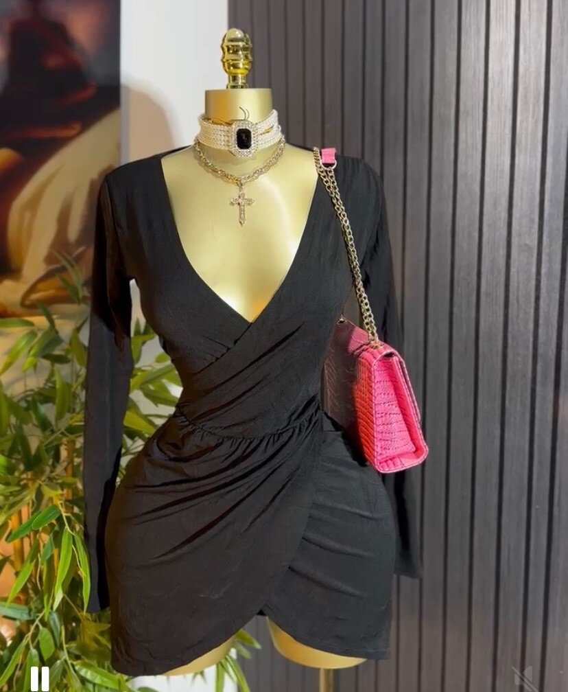 Robe élégante noire femme