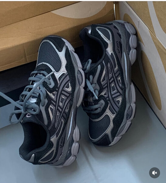 Chaussures de sport légères