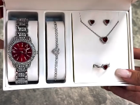 Комплект с наручными часами для женщин в красном