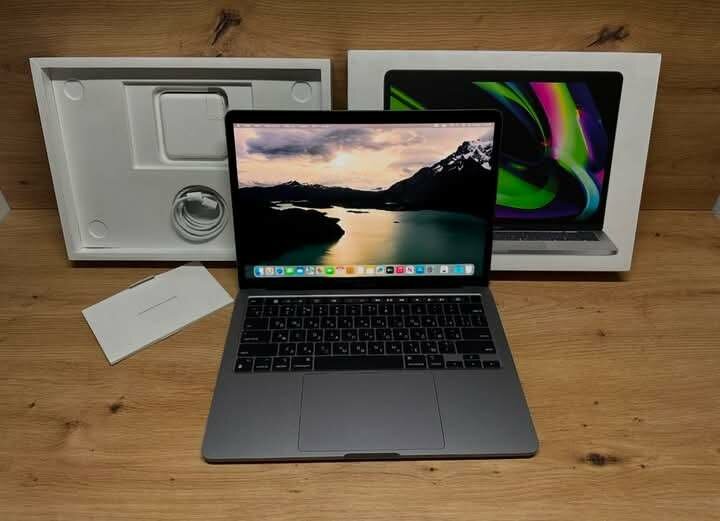Apple MacBook Pro 13" Retina