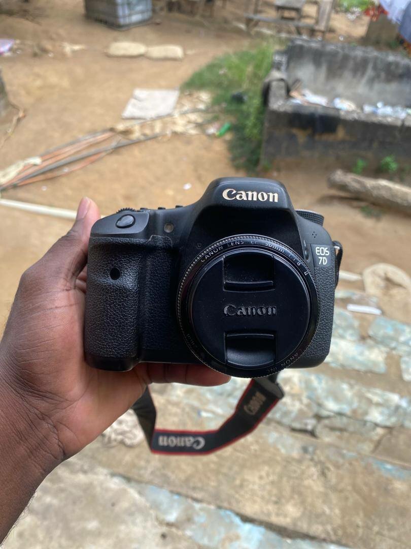 Appareil photo Canon EOS 7D