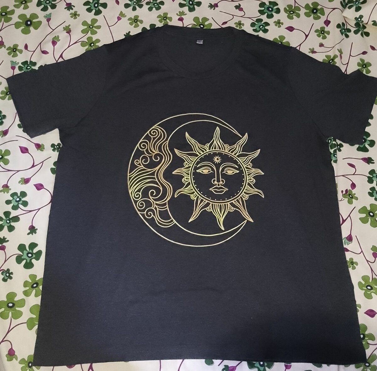 T-shirts graphiques créatifs