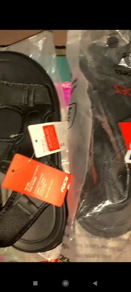 Sandales noires pour hommes