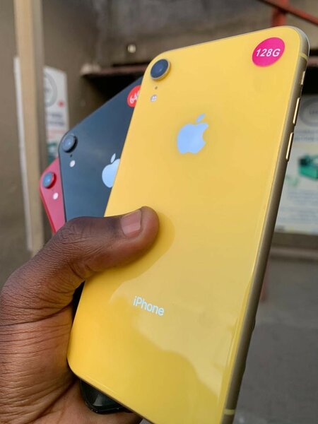 iPhone XR