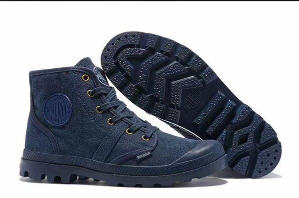 Chaussure montante