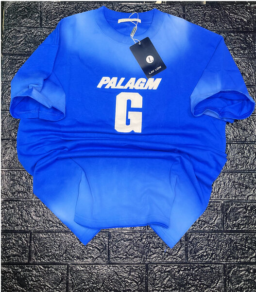 T-shirts graphiques tendance