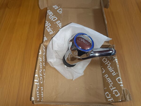 Robinet Paini chromé moderne