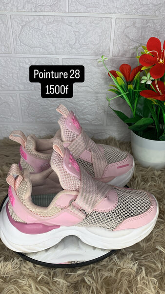 Baskets roses pour enfants