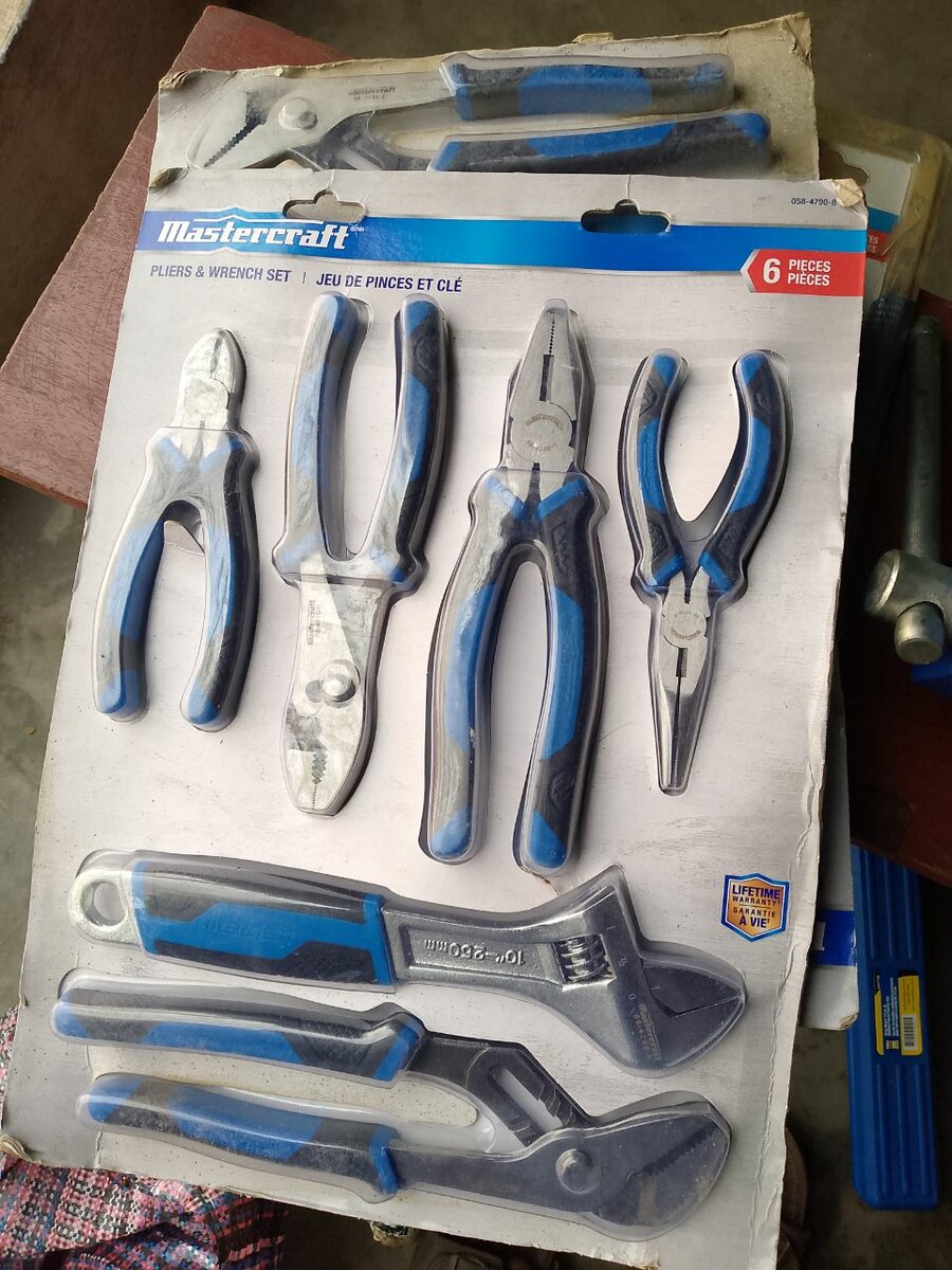 Pliers and wrench set MasterCraft brand