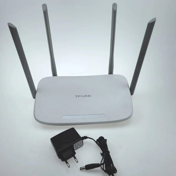 Routeur Wi-Fi TP-Link 4 Antennes