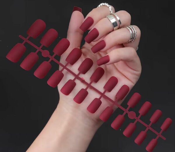 3 boîtes de Faux ongles