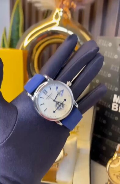 Mont Blanc Montre Élégante