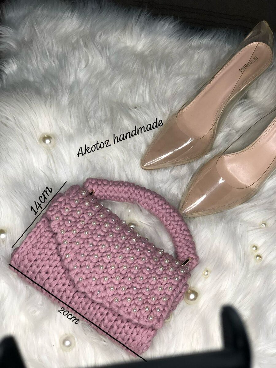 Crochet ladies hand bag