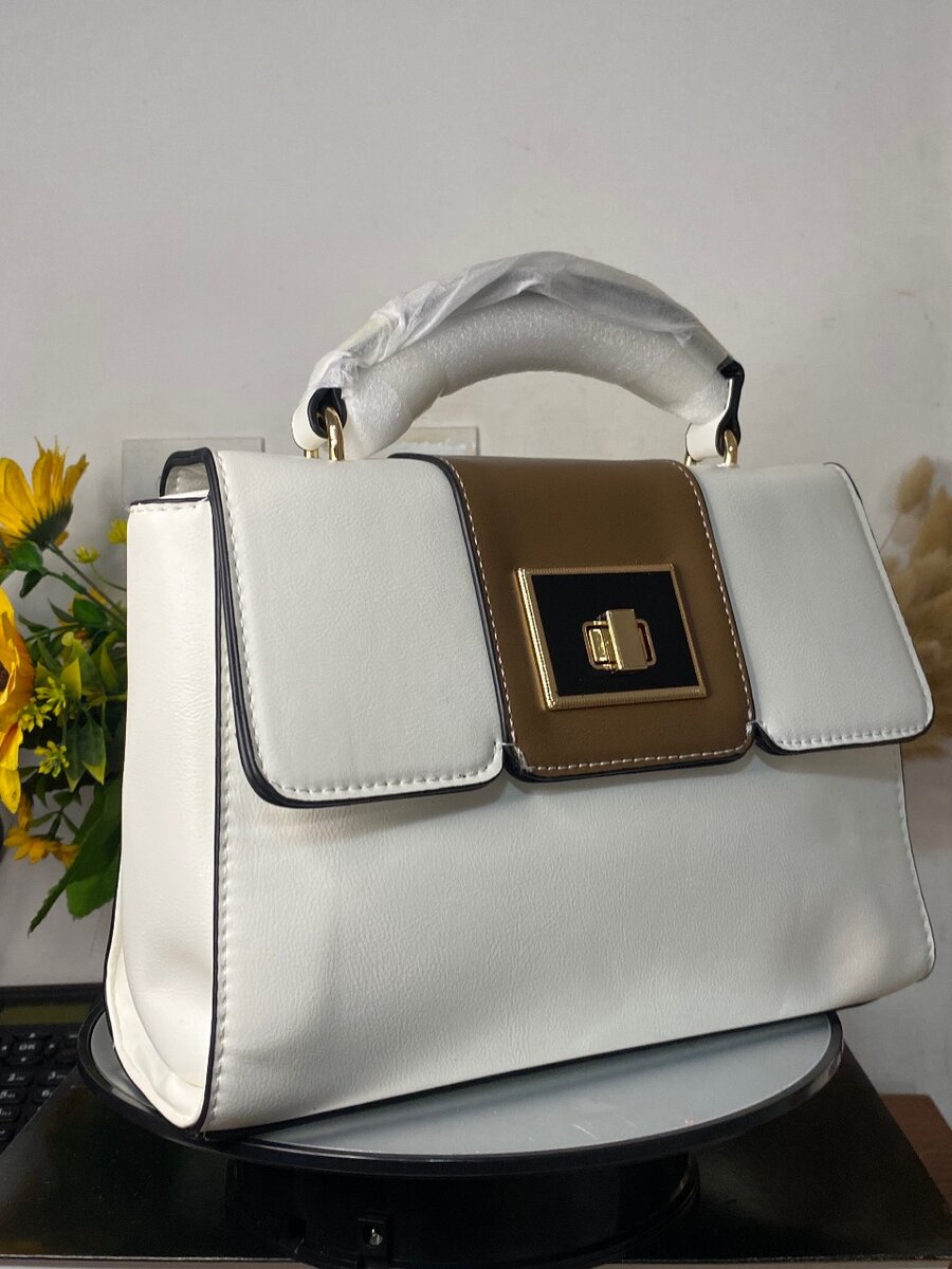 Prix promo Sac à main jeune dame