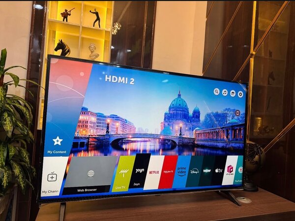 Hisense 43,    A7 4K UHD HDR vidaaa smart tv
