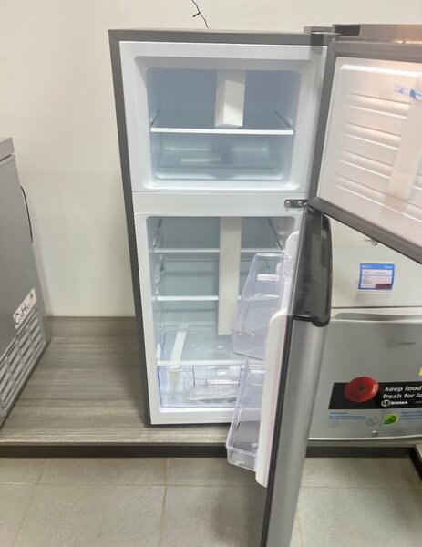 Sigma Top freezer fridge 118L