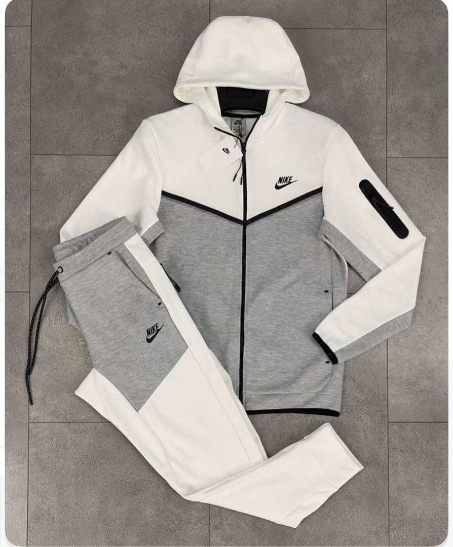 Survêtement Nike homme à capuche