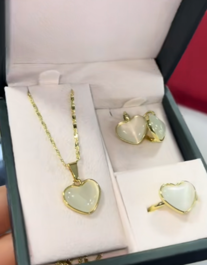 Зергер буюмдардын топтому