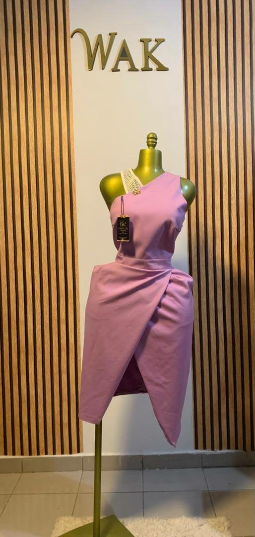 Robe asymétrique élégante