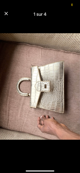 Sac à main luxe en croco doré
